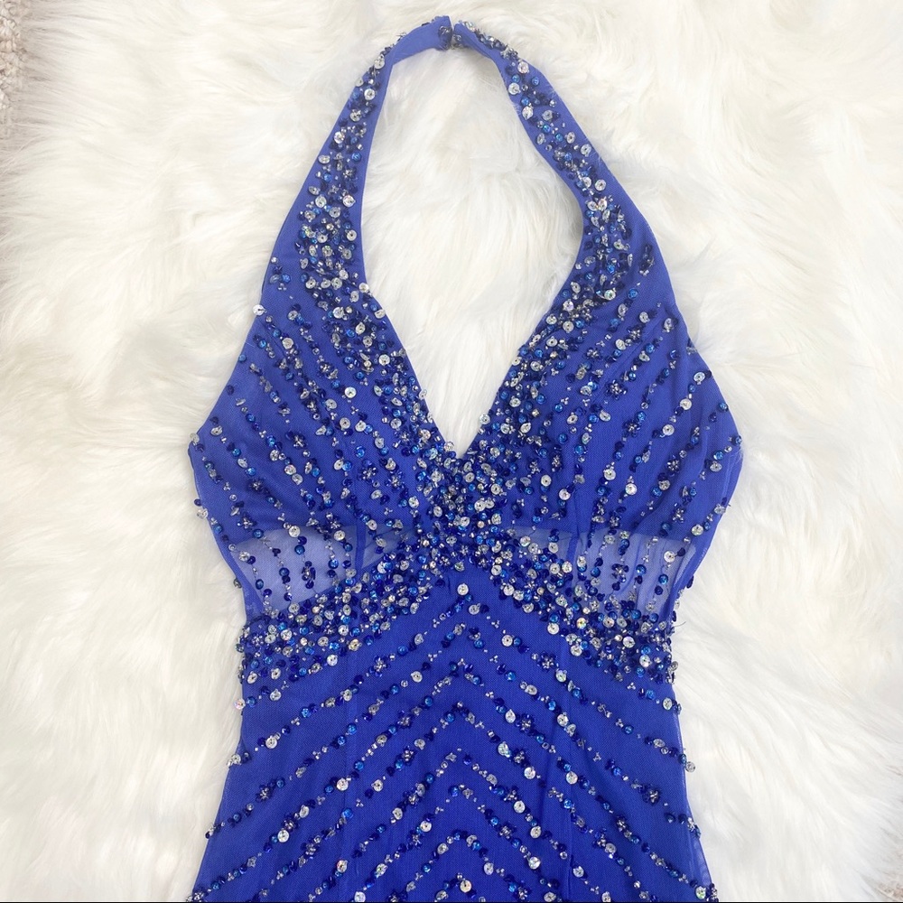 BACKLESS SEQUINED BALL GOWN